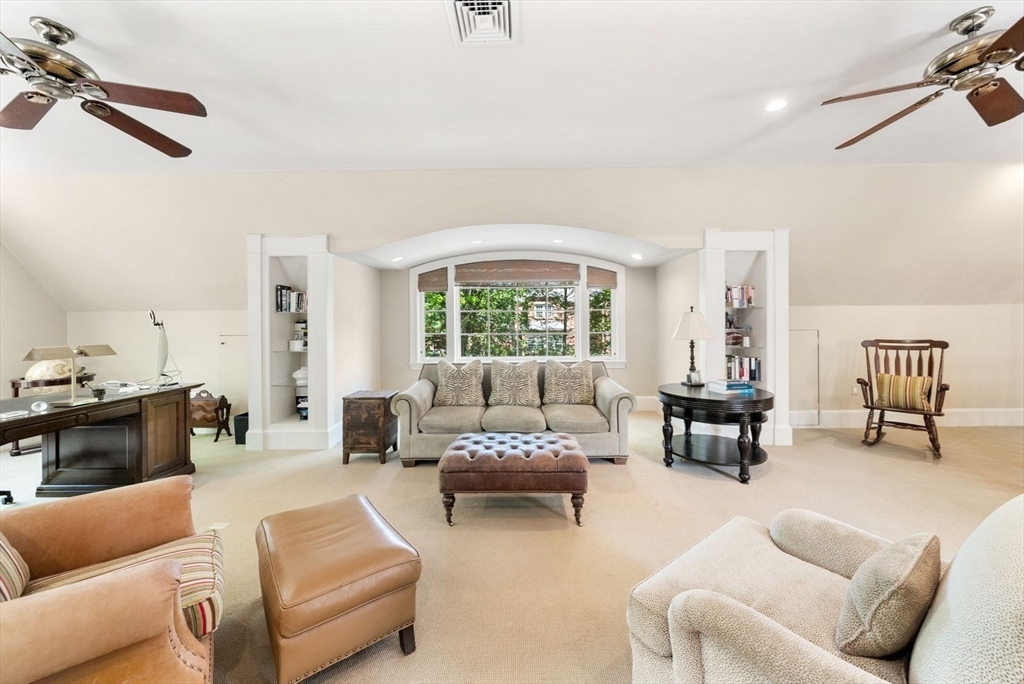 11 Greylock Road Wellesley, MA 02481 - Photo 28 of 42