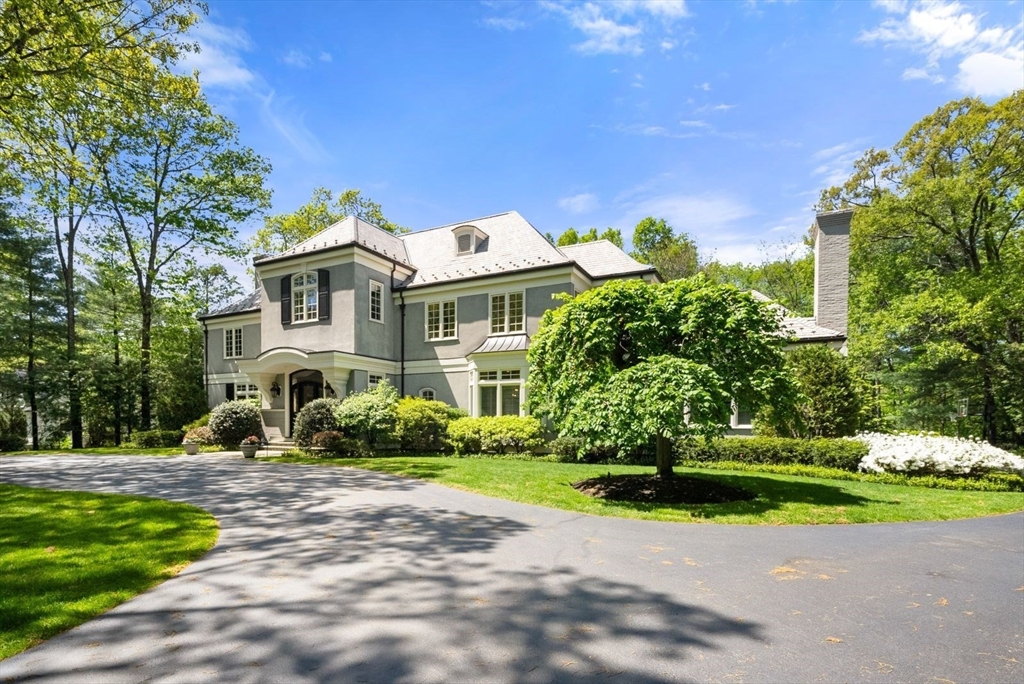 11 Greylock Road Wellesley, MA 02481 - Photo 3 of 42