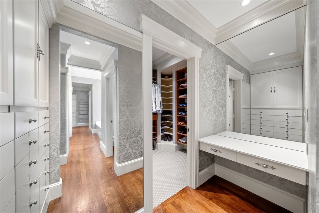 11 Greylock Road Wellesley, MA 02481 - Photo 34 of 42