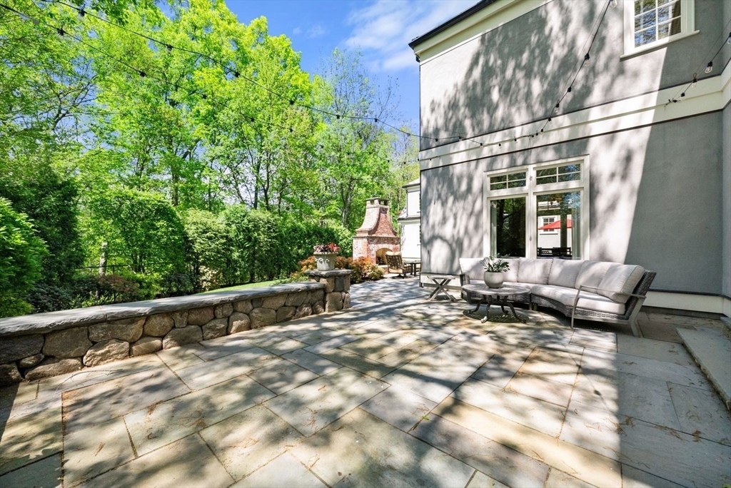 11 Greylock Road Wellesley, MA 02481 - Photo 40 of 42