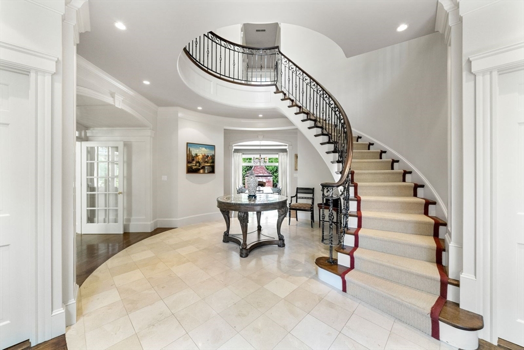 11 Greylock Road Wellesley, MA 02481 - Photo 6 of 42