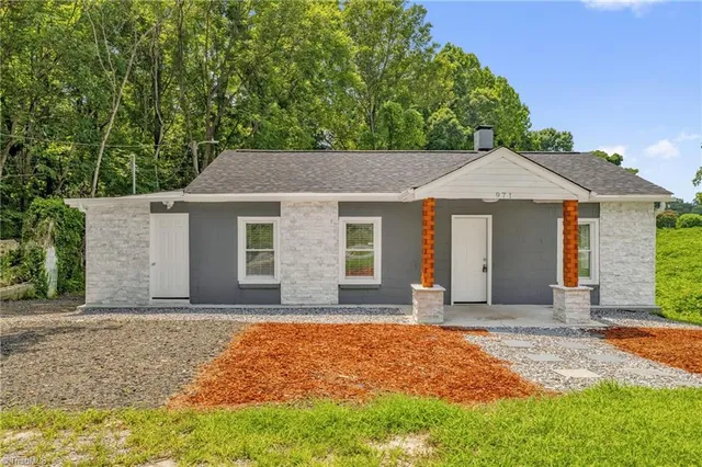 $159,000 | 971 North Willow Street, Reidsville, NC 27320