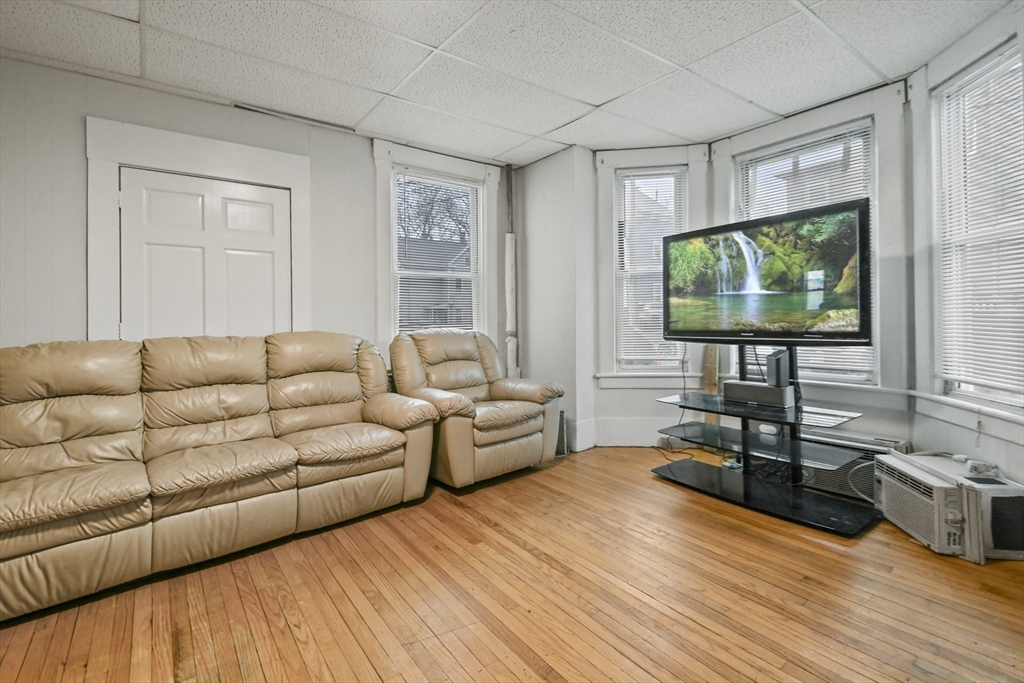 96 Water Street Clinton, MA 01510 - Photo 18 of 38 Gallery Image 18