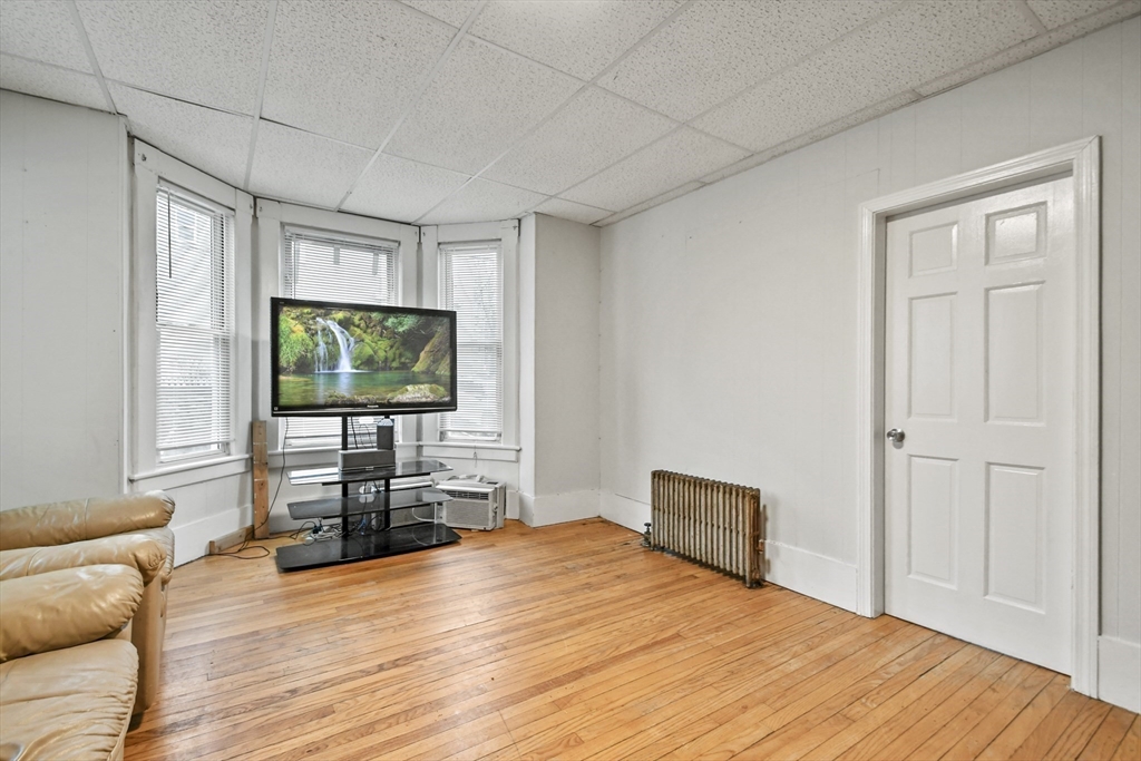 96 Water Street Clinton, MA 01510 - Photo 19 of 38 Gallery Image 19