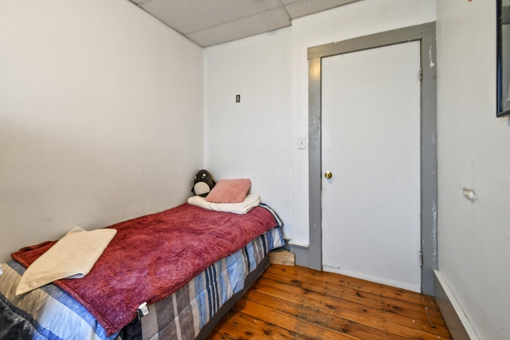 96 Water Street Clinton, MA 01510 - Photo 33 of 38 Gallery Image 33