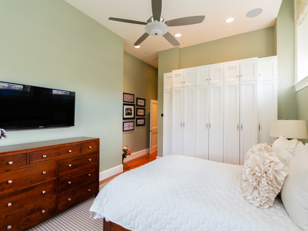 33 Forest Street, Unit 206 Lexington, MA 02421 - Photo 19 of 30