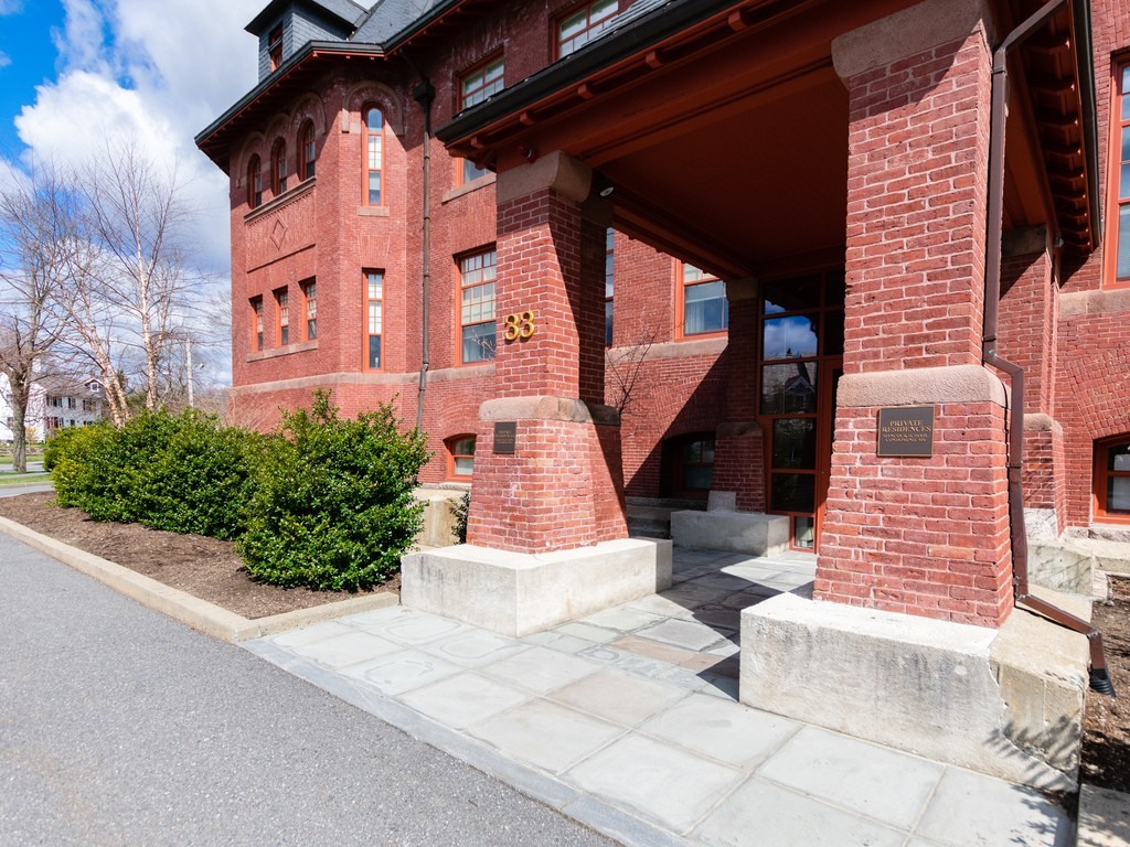 33 Forest Street, Unit 206 Lexington, MA 02421 - Photo 27 of 30