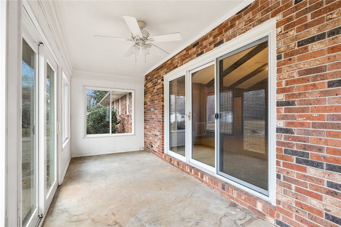 236 Griffin Road Belton, SC 29627 - Photo 11 of 48