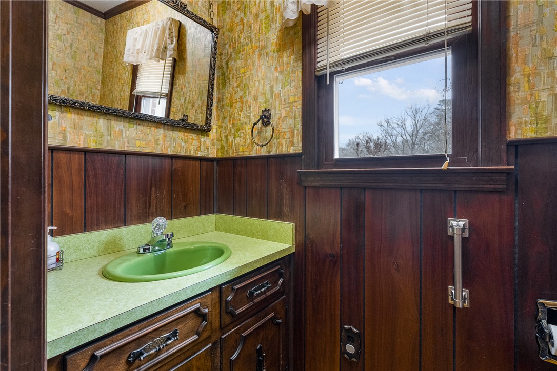 236 Griffin Road Belton, SC 29627 - Photo 32 of 48