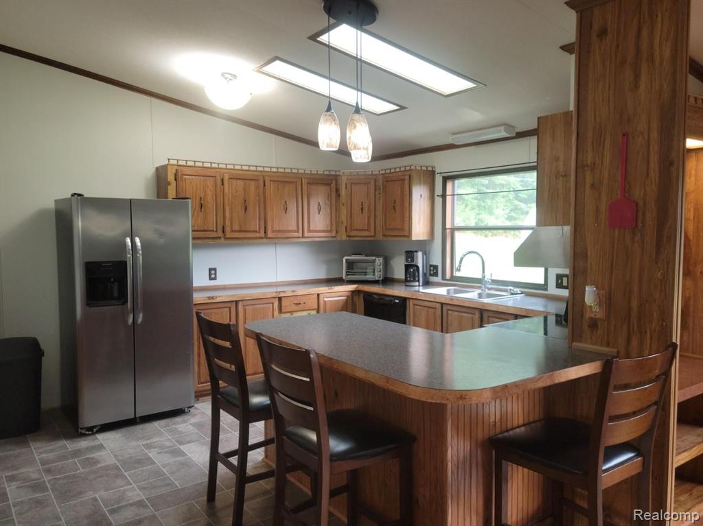 3470 Patterson Lake Road Pinckney, MI 48169 - Photo 4 of 41