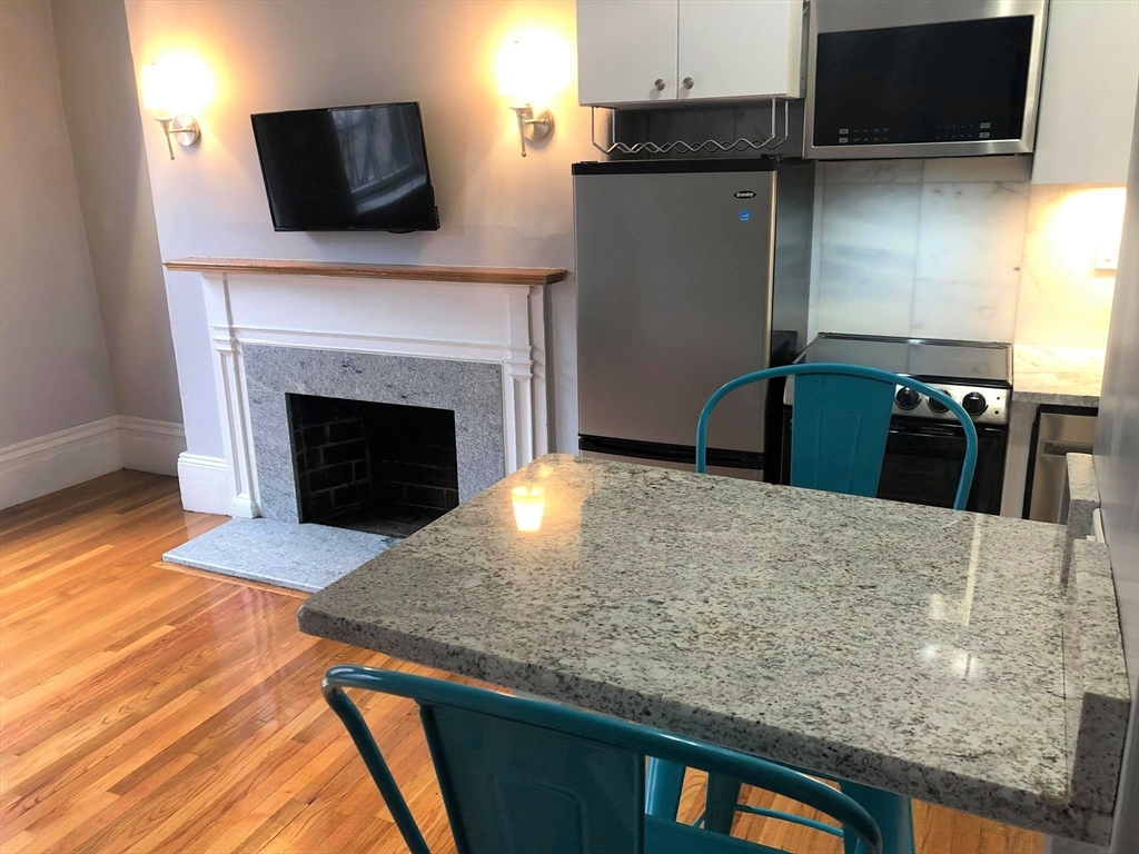 88 Charles Street, Unit 1 Boston, MA 02114 - Photo 3 of 15