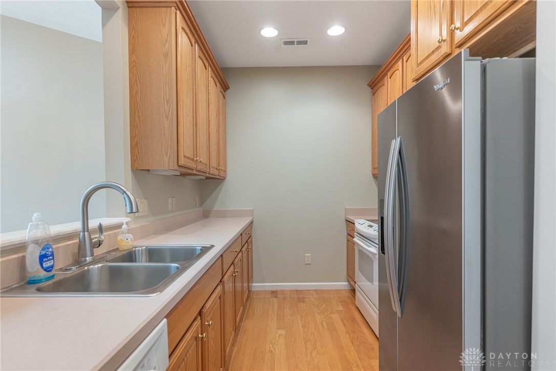 1453 Little Yankee Run Centerville, OH 45458 - Photo 7 of 23