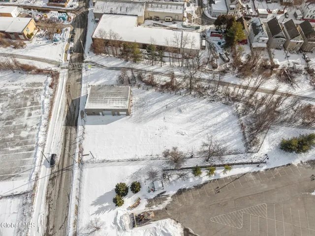 $400,000 | 440 Peek Street, Schenectady, NY 12308