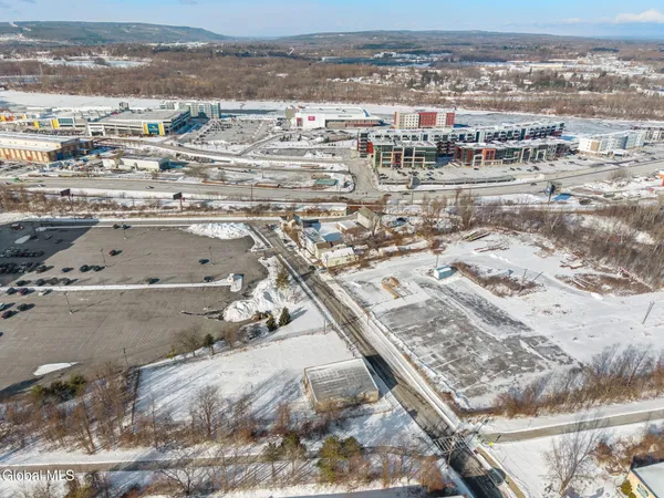 $400,000 | 440 Peek Street, Schenectady, NY 12308