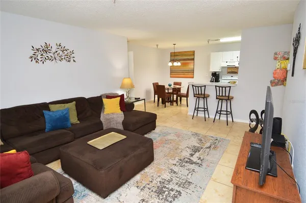 $2,400 | 10265 Gandy Boulevard North, Unit 1405, St. Petersburg, FL 33702