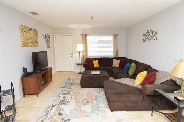 $2,400 | 10265 Gandy Boulevard North, Unit 1405, St. Petersburg, FL 33702