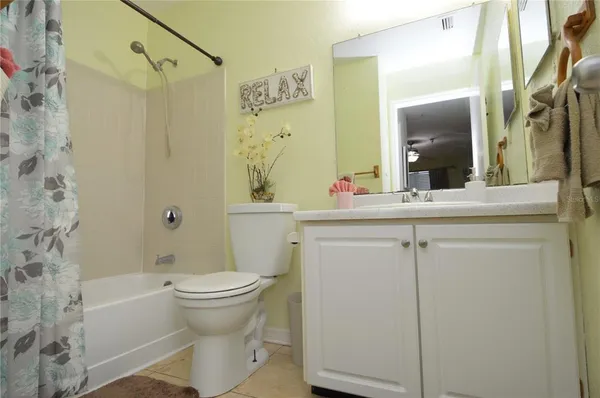 $2,400 | 10265 Gandy Boulevard North, Unit 1405, St. Petersburg, FL 33702