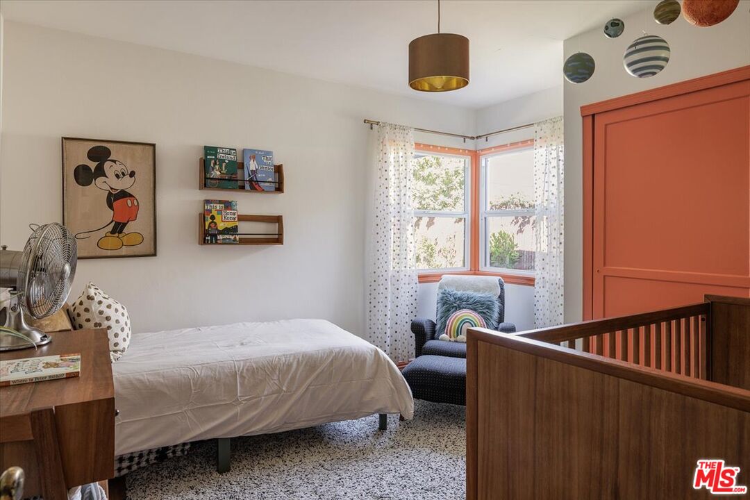 3510 Ferncroft Road Los Angeles, CA 90039 - Photo 16 of 32