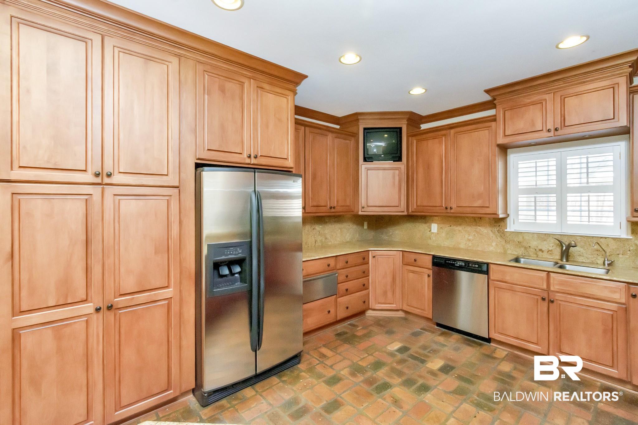 1121 Savannah Drive Mobile, AL 36609 - Photo 17 of 44