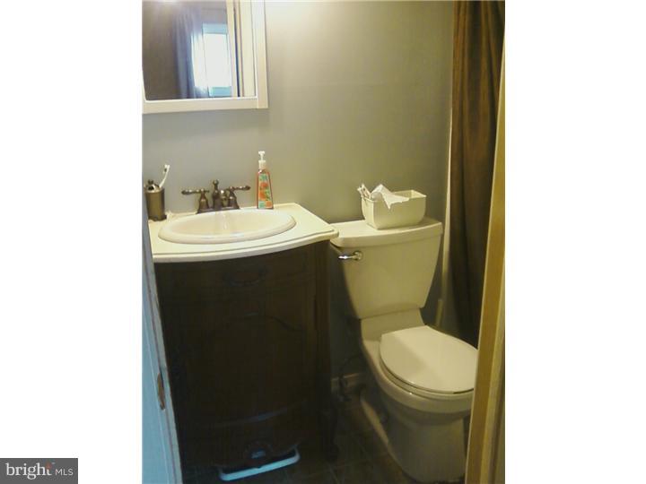 208 Baldwin Road Glassboro, NJ 08028 - Photo 10 of 11