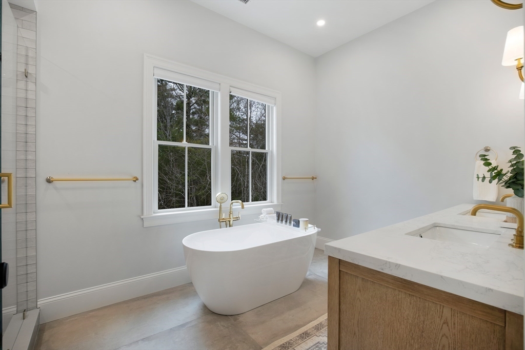 41 Westford Farm Road Duxbury, MA 02332 - Photo 23 of 40