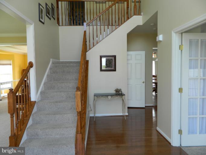 154 Riggs Road Fredericksburg, VA 22405 - Photo 16 of 27 Foyer Entrance