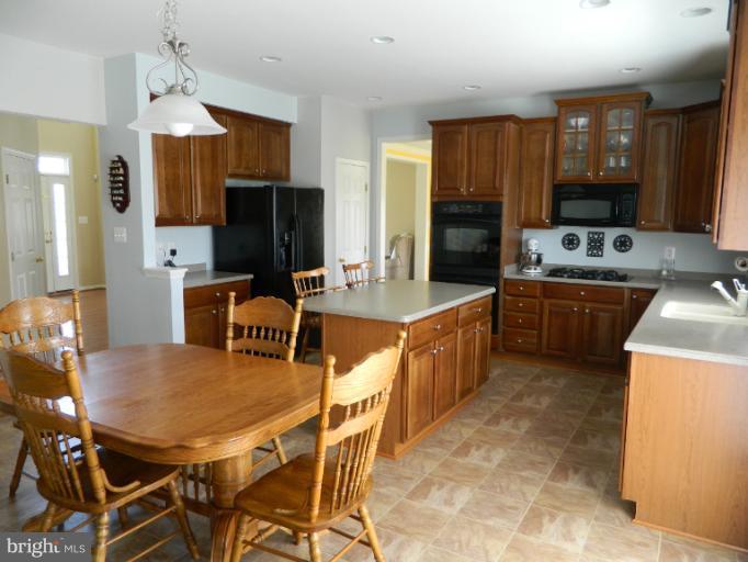 154 Riggs Road Fredericksburg, VA 22405 - Photo 18 of 27 Kitchen 1