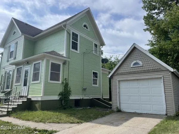 $79,000 | 428 South Ash Street, Crookston, MN 56716