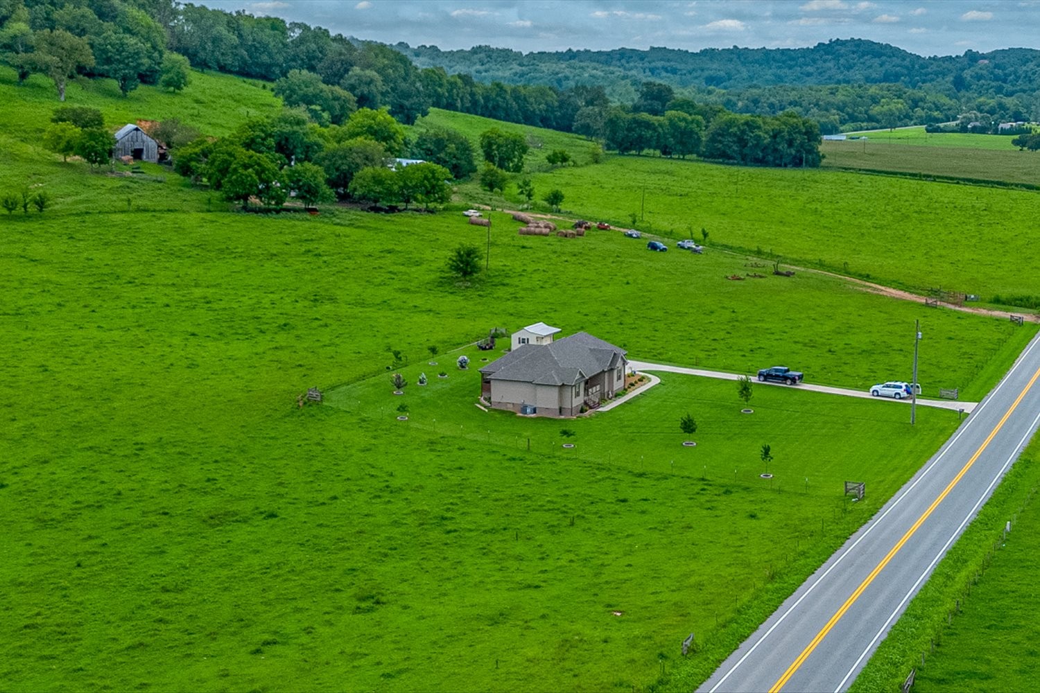 9740 Campbellsville Road Pulaski, TN 38478 - Photo 6 of 45 Gallery Image 6