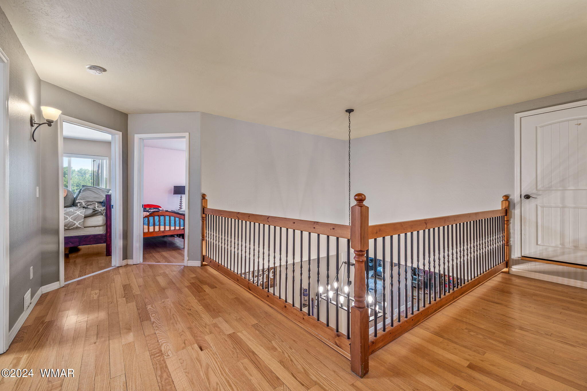 70 South 3rd Street West Snowflake, AZ 85937 - Photo 12 of 30 Upstairs Foryer