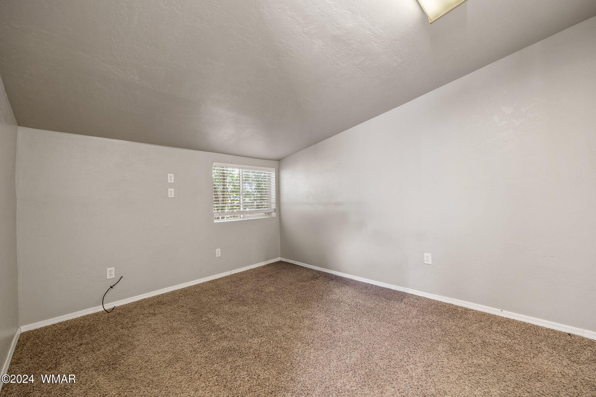 70 South 3rd Street West Snowflake, AZ 85937 - Photo 23 of 30 Guest Home Bedroom #2
