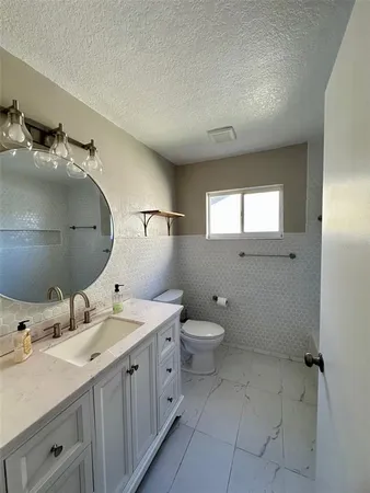 $2,700 | 5541 Dark Star Loop, Wesley Chapel, FL 33544