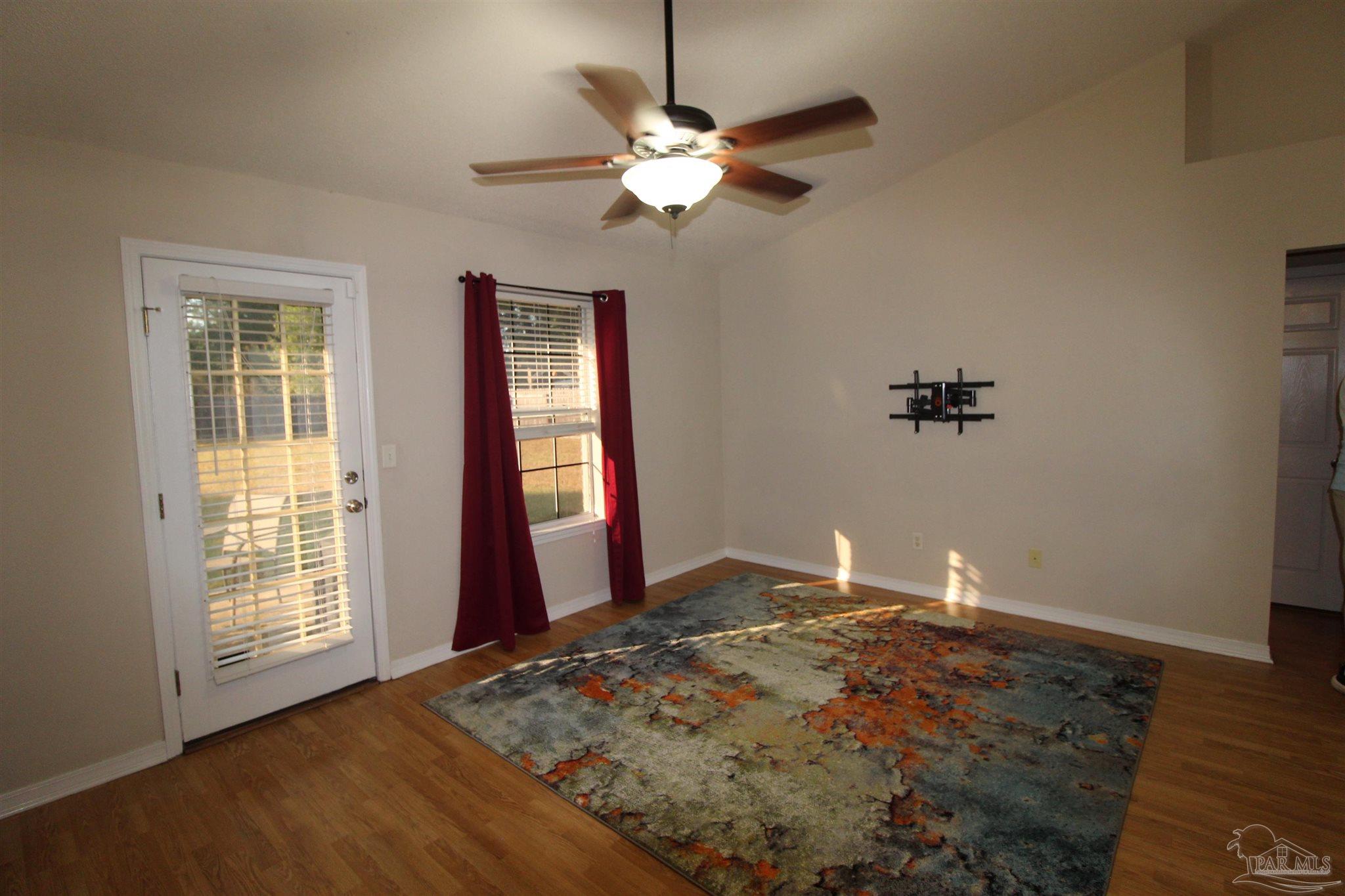 5501 Riviera Drive Milton, FL 32583 - Photo 7 of 28