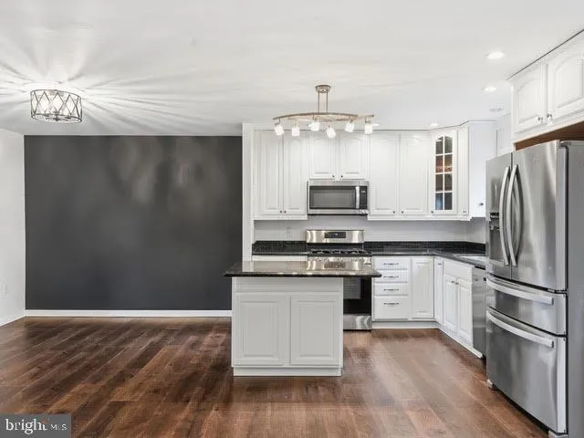 $3,200 | 3026 Winter Pine Court, Fairfax, VA 22031