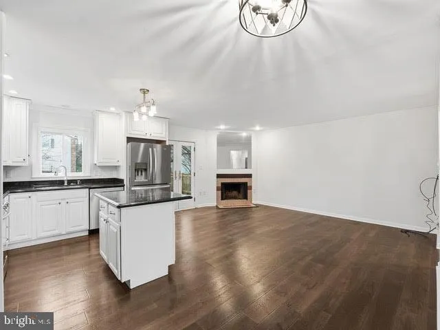 $3,200 | 3026 Winter Pine Court, Fairfax, VA 22031