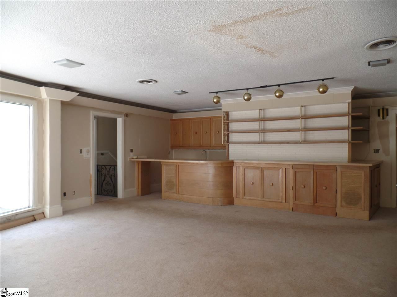 48 State Rd S-23-608 Greenville, SC 29609 - Photo 8 of 13 Gallery Image 8