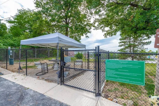 $129,900 | 472 West 104th Street, Unit B, Kansas City, MO 64114