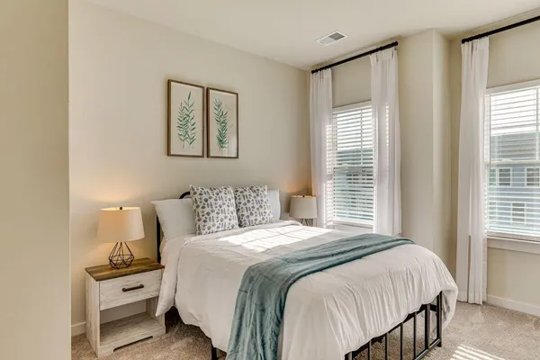 $3,400 | 1010 Pettiford Place, Hanahan, SC 29410