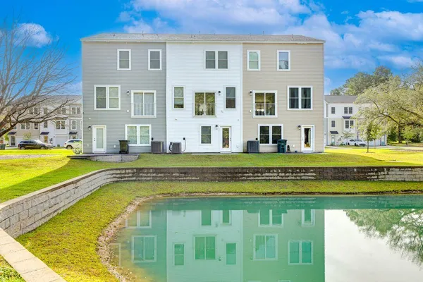 $3,400 | 1010 Pettiford Place, Hanahan, SC 29410