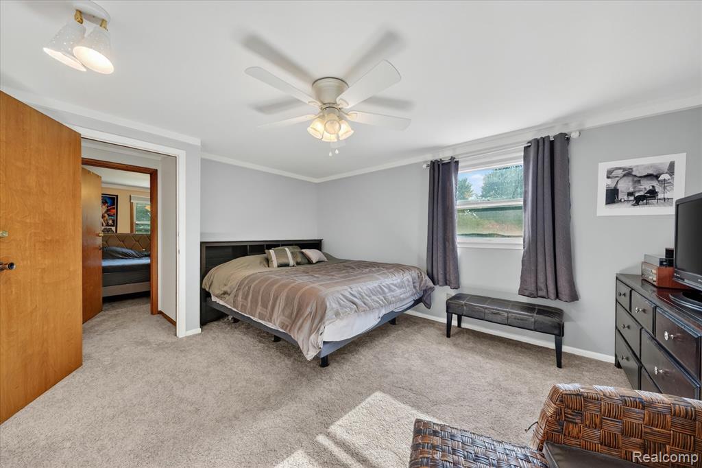 18178 22 Mile Road Macomb, MI 48044 - Photo 20 of 43