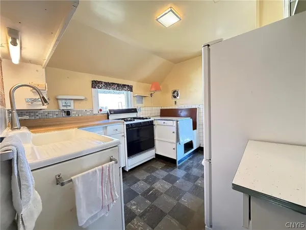 $155,000 | 706 Hancock Street, Watertown, NY 13601