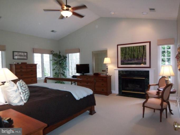 10413 Hunters Valley Road Vienna, VA 22181 - Photo 14 of 27 Master Bedroom