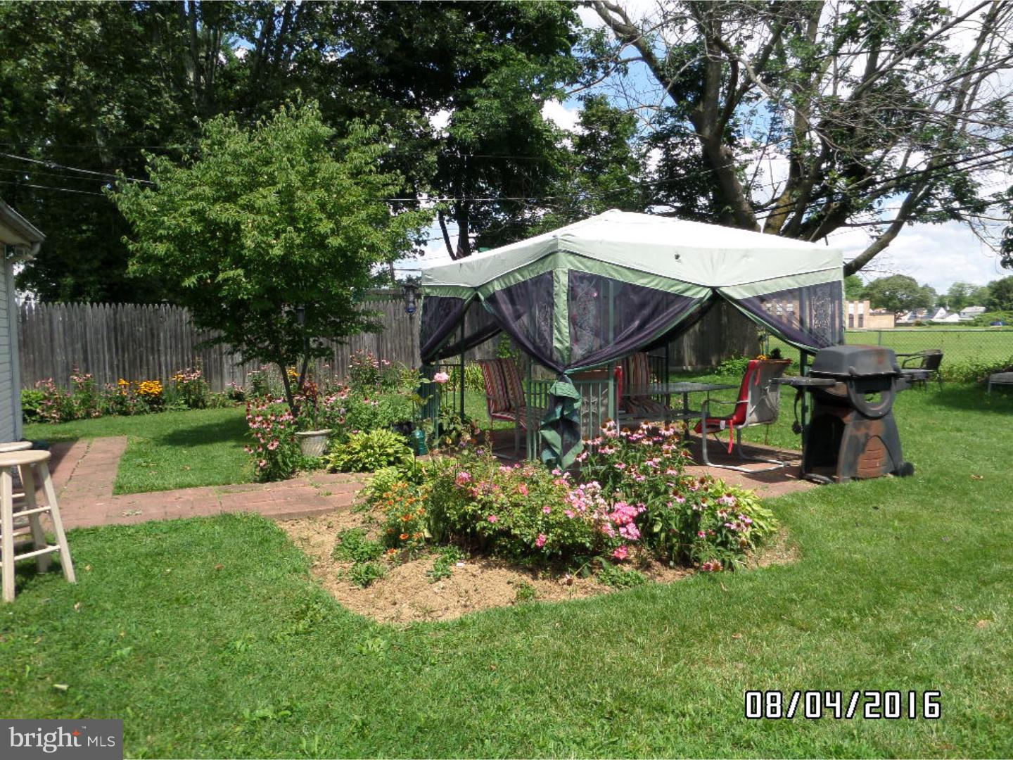 32 Pine Needle Road Levittown, PA 19056 - Photo 20 of 24 Gallery Image 20