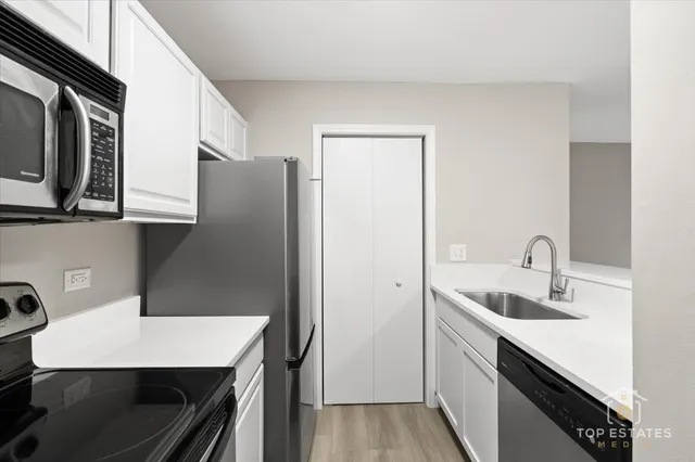 $139,900 | 360 Leah Lane, Unit 1G, Woodstock, IL 60098