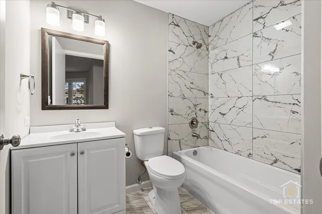 $139,900 | 360 Leah Lane, Unit 1G, Woodstock, IL 60098