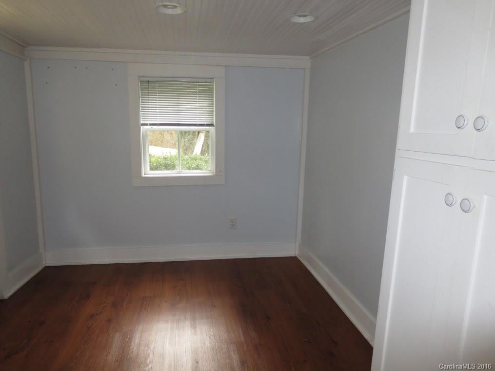 197 Nicholson Cove Road Cullowhee, NC 28723 - Photo 7 of 23 Gallery Image 7