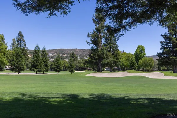 $1,118,000 | 31 Fairways Drive, Napa, CA 94558