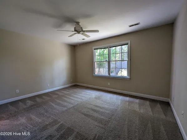 $2,095 | 233 Racine Drive, Unit 18, Wilmington, NC 28403