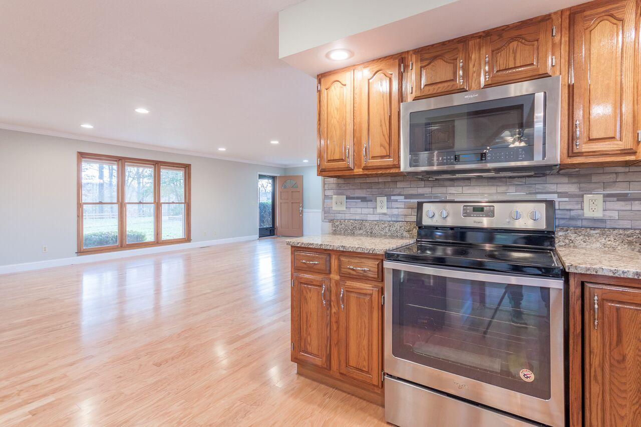 425 Chambers Road Jacksboro, TN 37757 - Photo 11 of 40 Chambers Road-67-HDR_preview