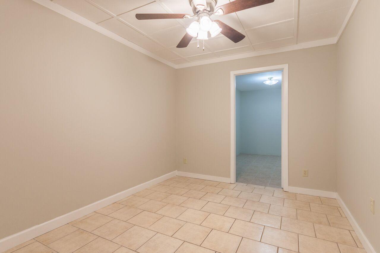 425 Chambers Road Jacksboro, TN 37757 - Photo 18 of 40 Chambers Road-145-HDR_preview
